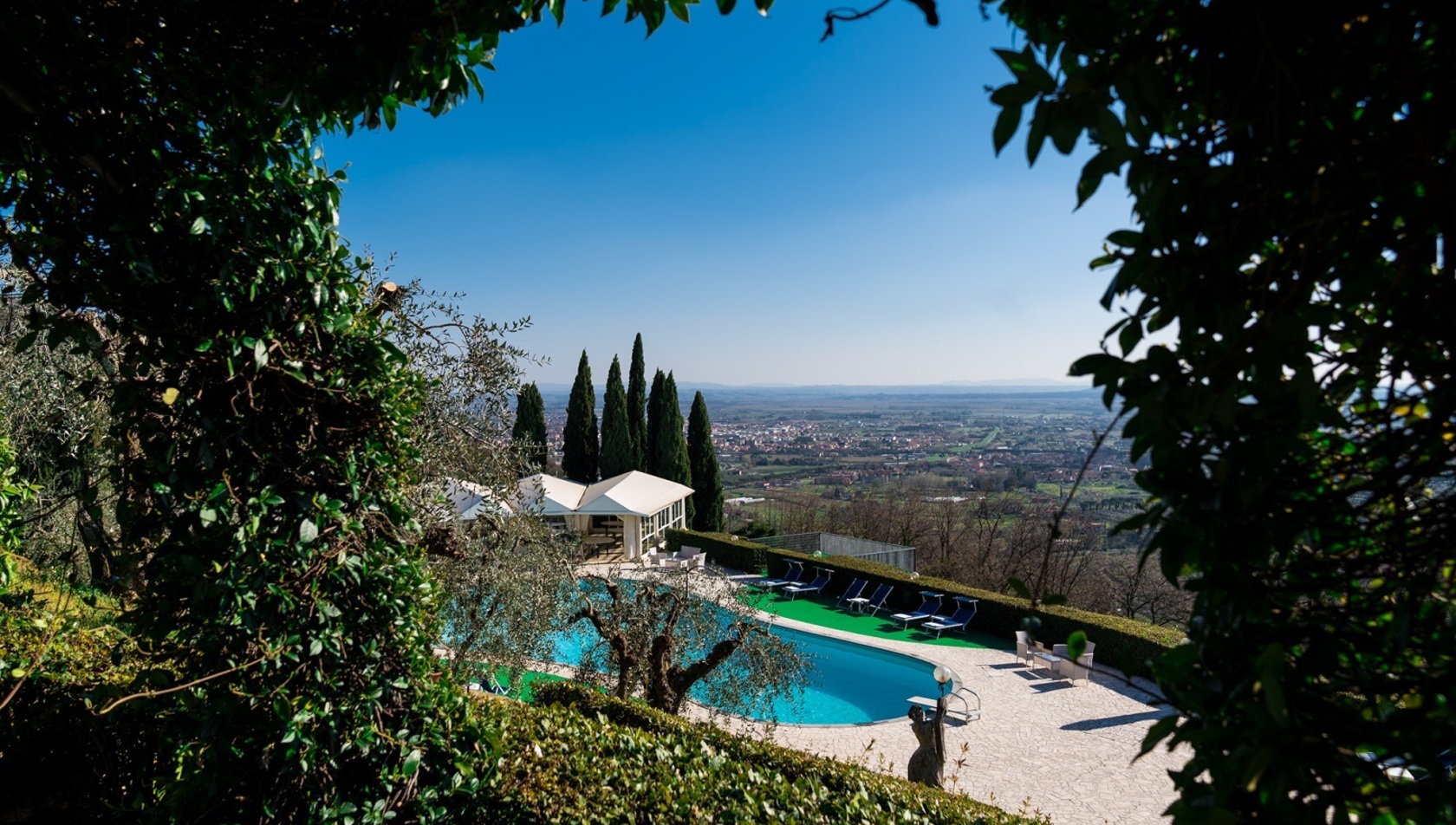 Swimming-Pool-HEATED-alfresco_gallery_5